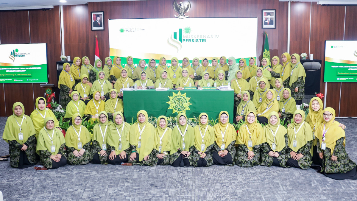 Muskernas IV Persistri Resmi Ditutup, Ketua Umum Ajak Kader Terus Berjuang di Jalan Dakwah
