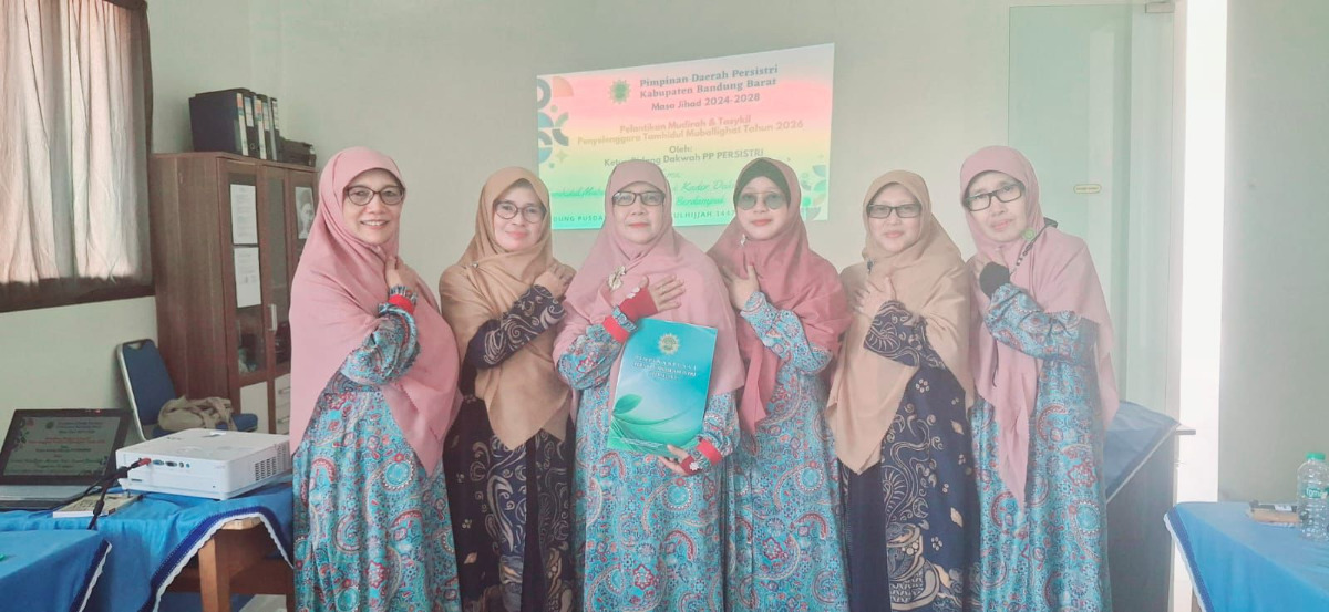 PELANTIKAN MUDIROH TAMHIEDUL MUBALLIGHAT PERSISTRI KBB LAHIRKAN KADER DAKWAH BARU