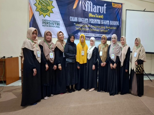 Logo Calon Anggota PC Persistri Sukasari Mengikuti Kegiatan Maruf yang diselenggarakan PD Persistri Kota Bandung