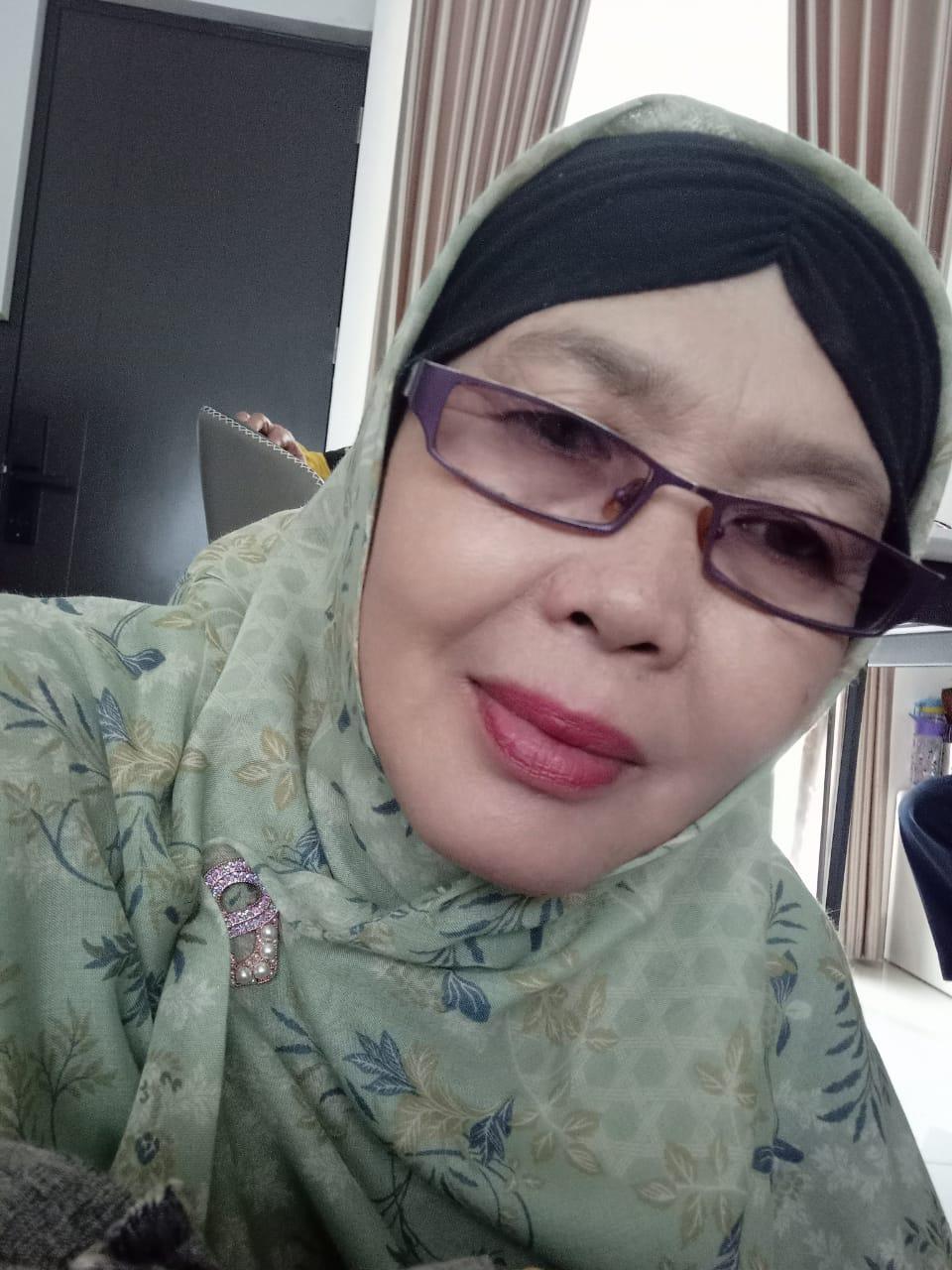 Profil Picture Hj Lilis Darnengsih,S.Pd